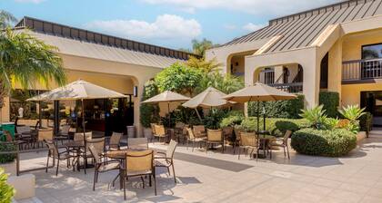 Best Western Plus South Coast Inn