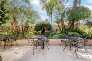 Fountain - Best Western Plus South Coast Inn (Goleta)