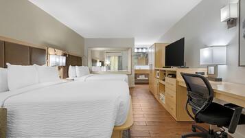 Standard Room, 2 Queen Beds, Non Smoking, Courtyard View