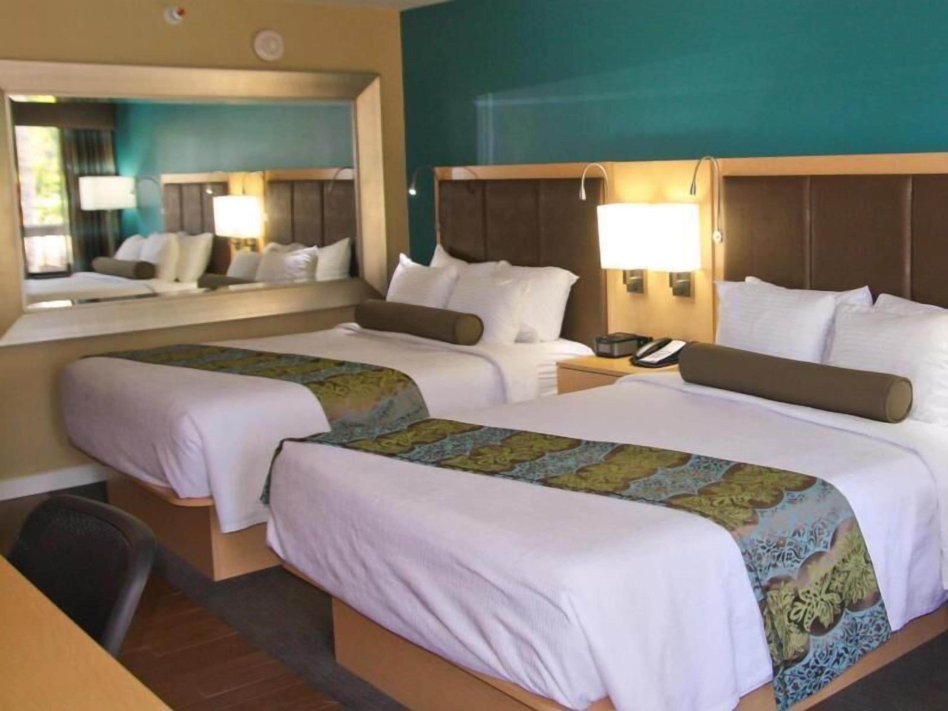 Premium bedding, pillowtop beds, in-room safe, desk