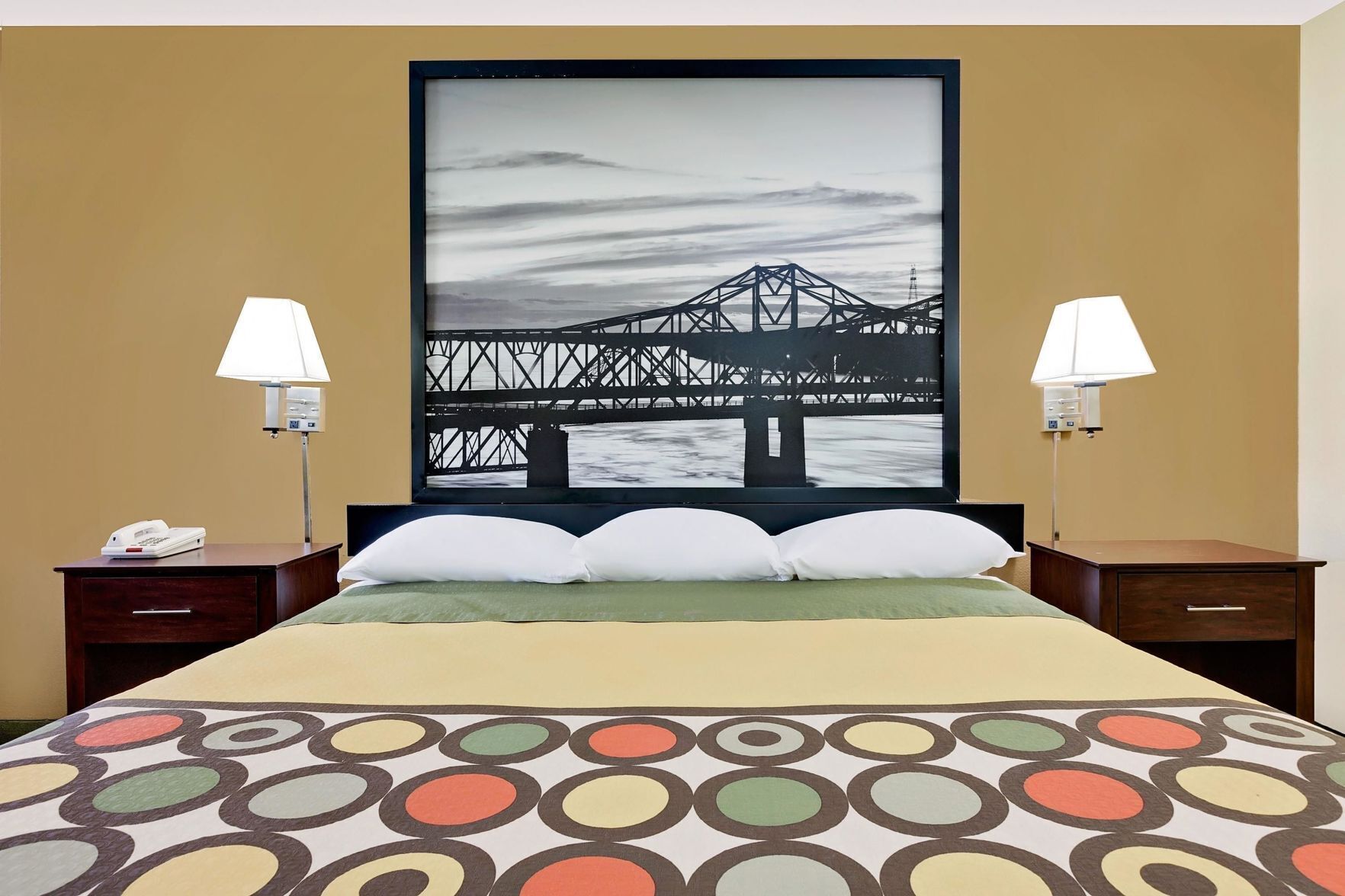 Decoración personalizada, muebles diferentes y escritorio 