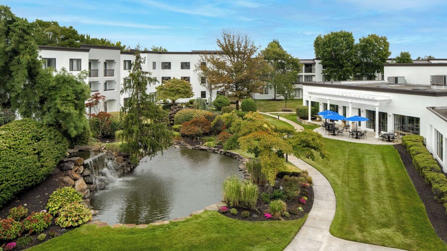 DoubleTree Suites by Hilton Hotel Mt. Laurel