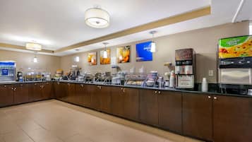 Free daily continental breakfast