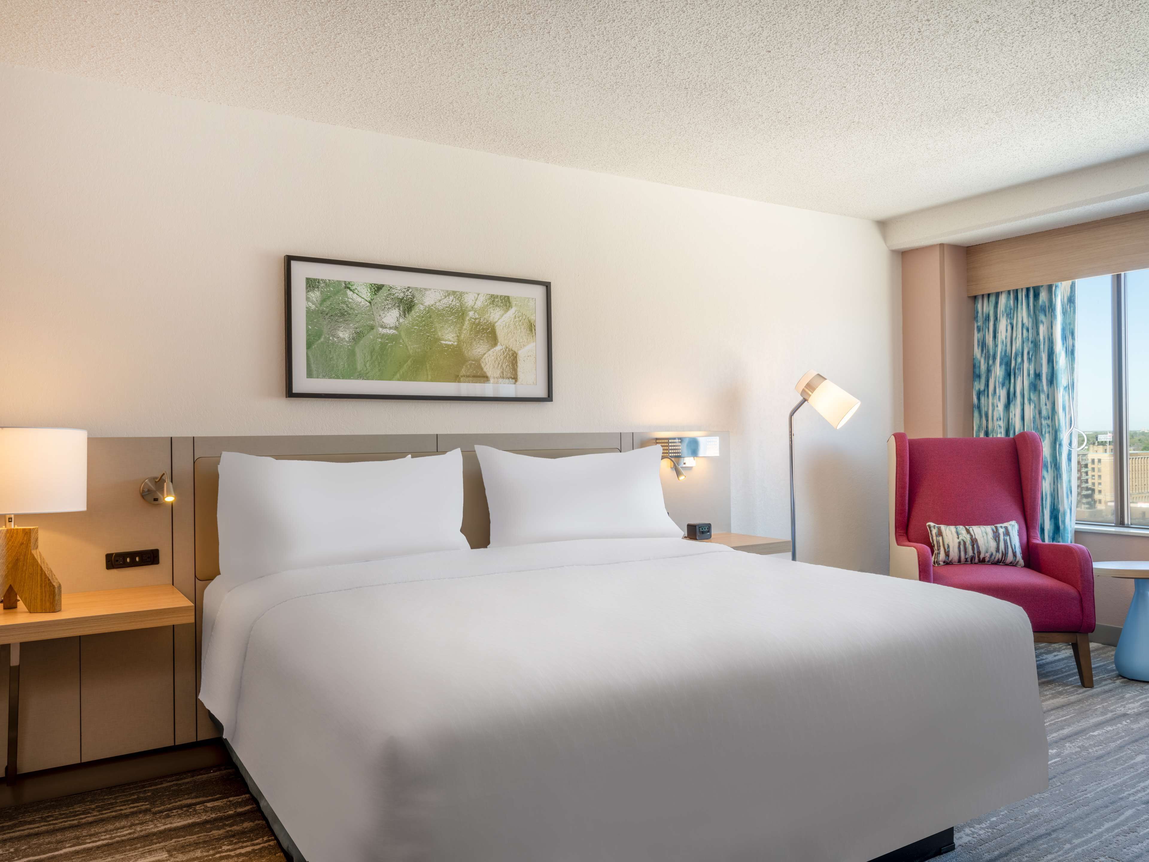 Caja de seguridad en la habitación y escritorio 