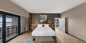 Suite, 1 Bedroom | In-room safe, desk, laptop workspace, blackout drapes
