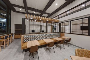 Cooked-to-order breakfast for a fee