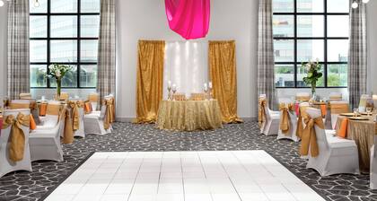 Embassy Suites by Hilton Tampa Airport Westshore