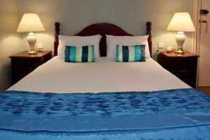 Habitación doble | Escritorio, wifi y ropa de cama 