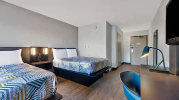 Blackout drapes, free WiFi, bed sheets