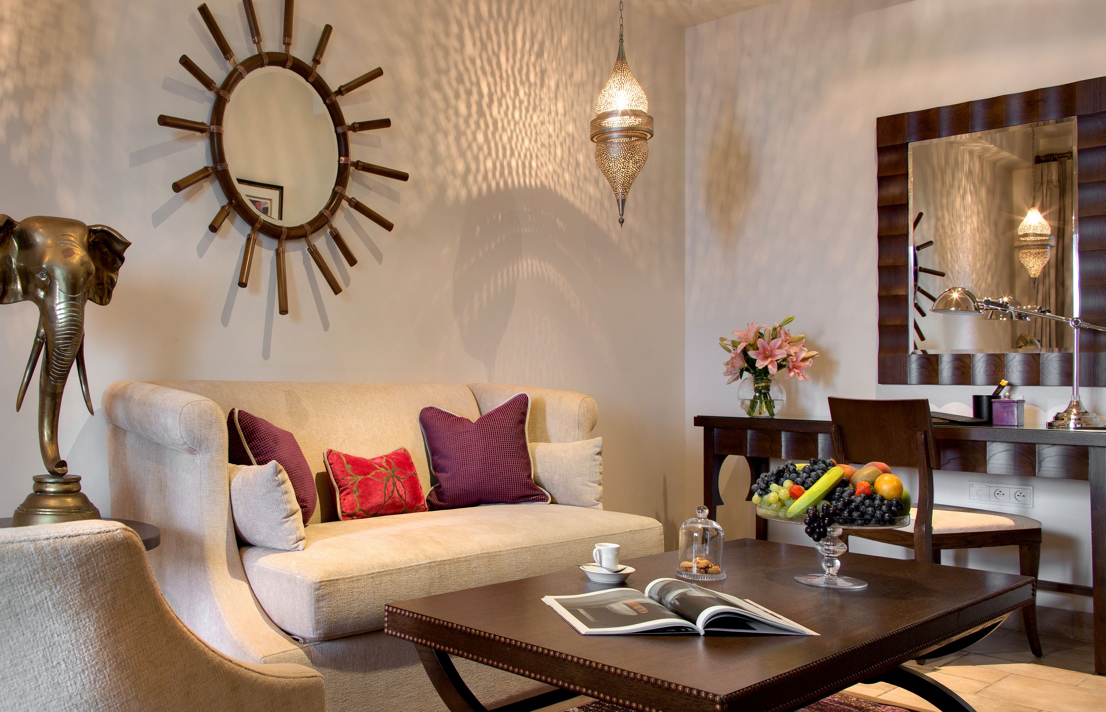 premium bedding, free minibar items, in-room safe, desk