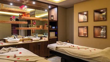 Behandelingskamers voor koppels, lichaamsbehandelingen, body scrubs