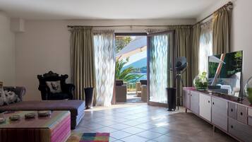 Room, 3 Bedrooms, Accessible Bathtub (Seaview Terrace Hottub) | Living area | LED TV, DVD player, pay movies