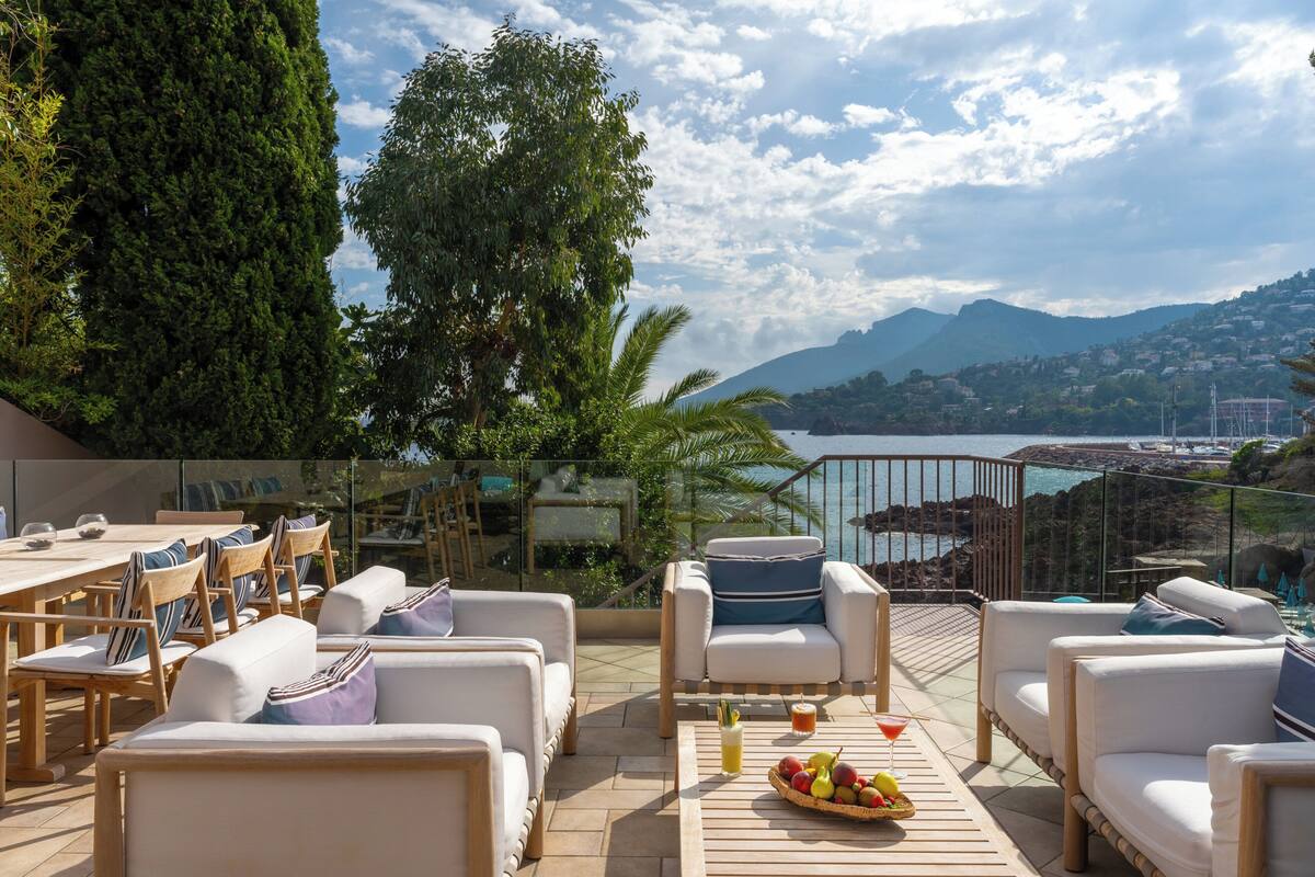 Villa, 3 Bedrooms, Hot Tub, Sea View (Terrace) | Premium bedding, minibar (some free items), in-room safe, desk