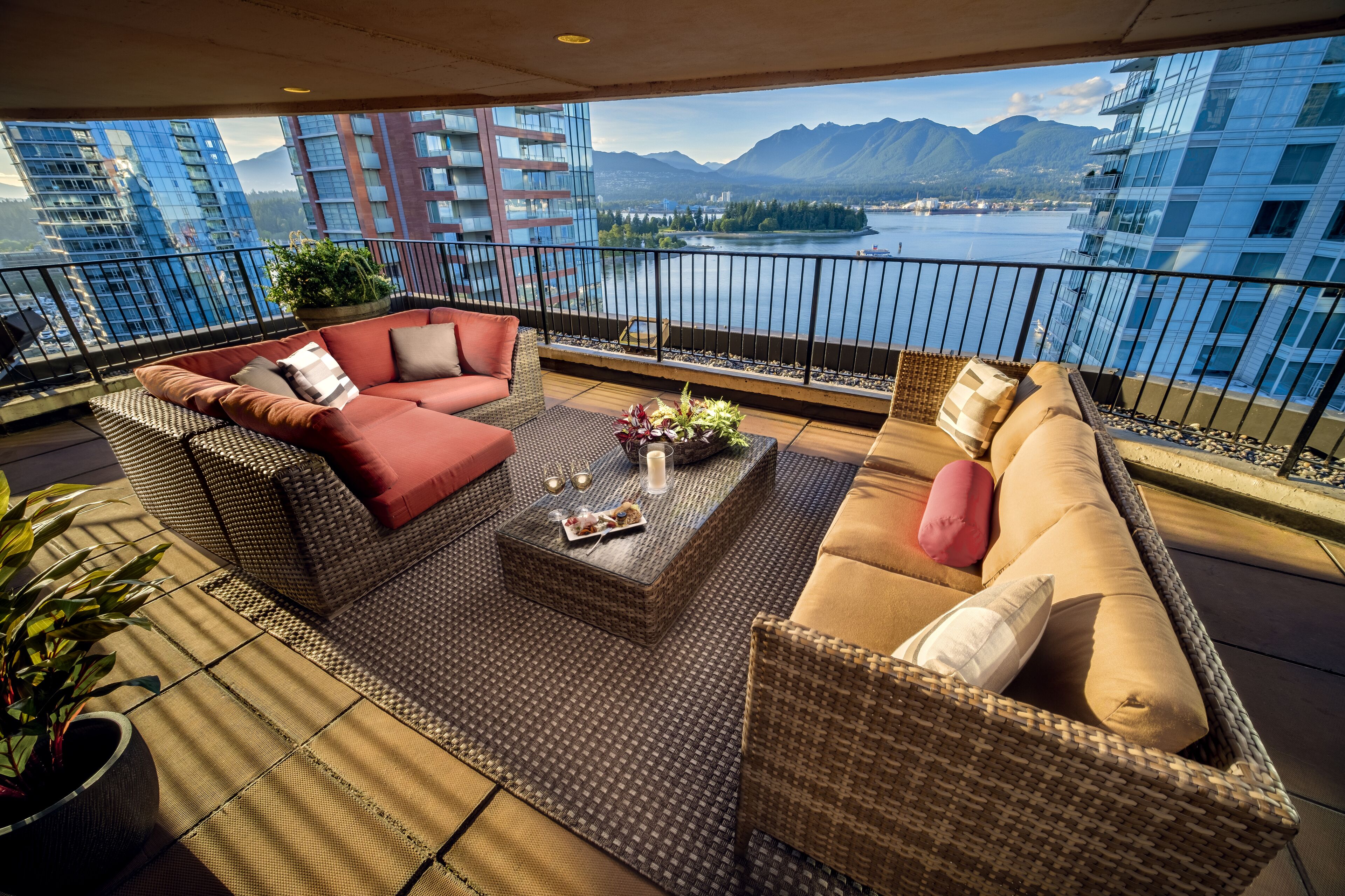 Suite (Coal Harbour) | Terrace/patio