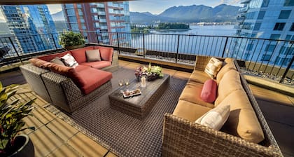 Pinnacle Hotel Harbourfront