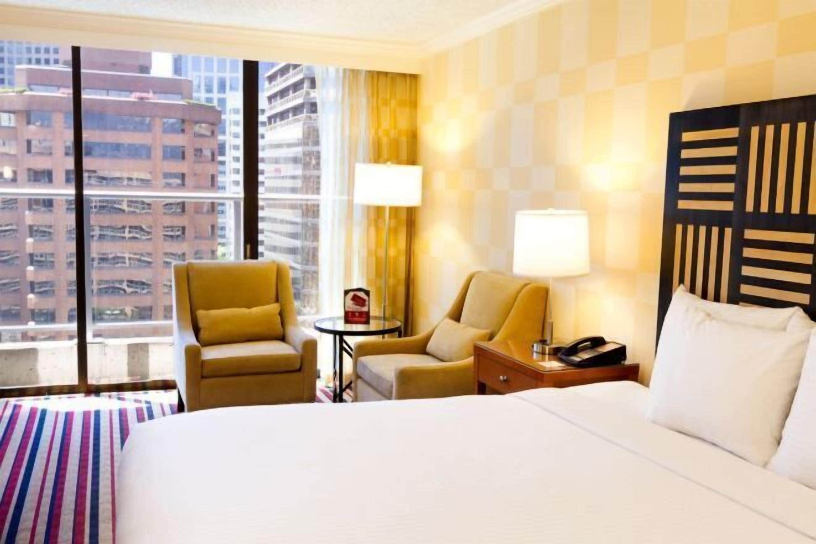 Premium bedding, in-room safe, desk, laptop workspace