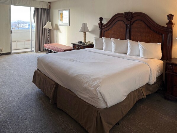 Premium bedding, pillowtop beds, in-room safe, desk