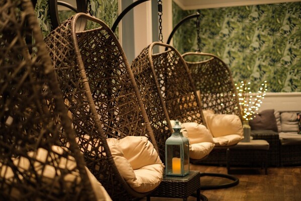 Bilik rawatan pasangan, sauna, bilik wap, rawatan badan, aromaterapi 