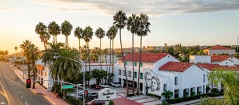 Casablanca Inn