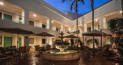Casablanca Inn