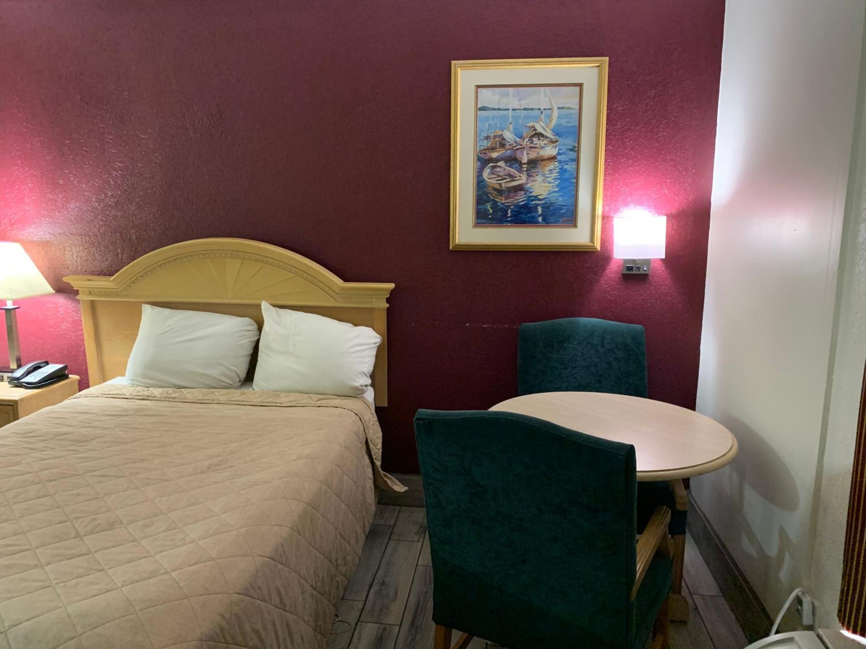 Iron/ironing board, free WiFi, wheelchair access