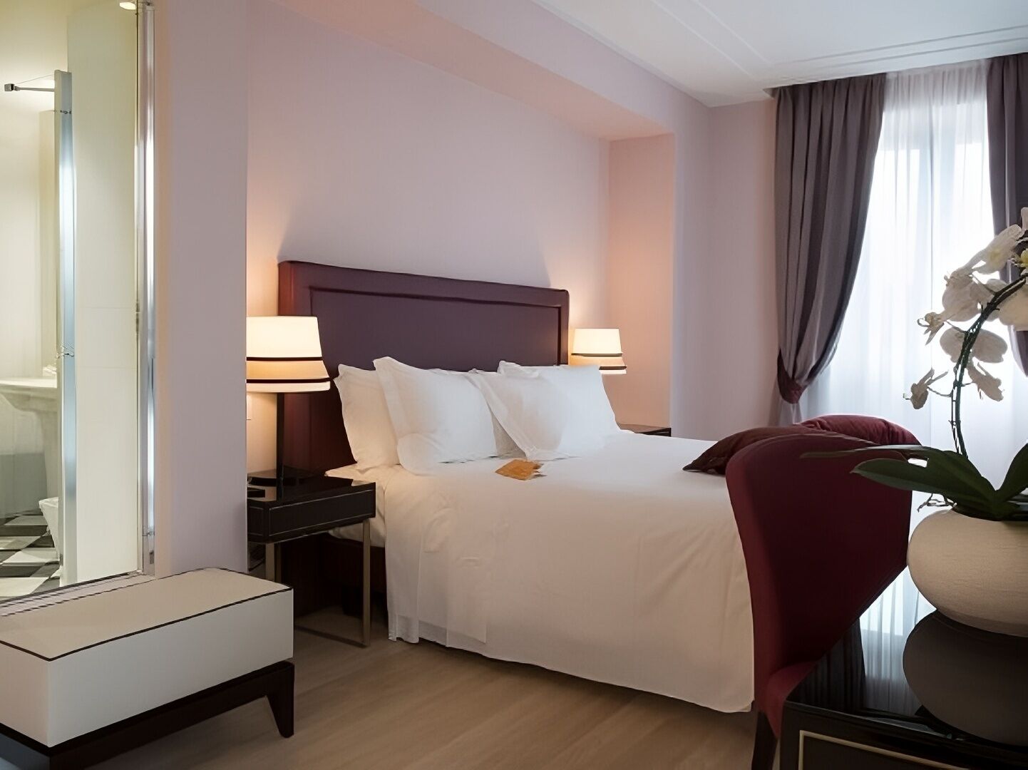 Down comforters, free minibar items, in-room safe, desk