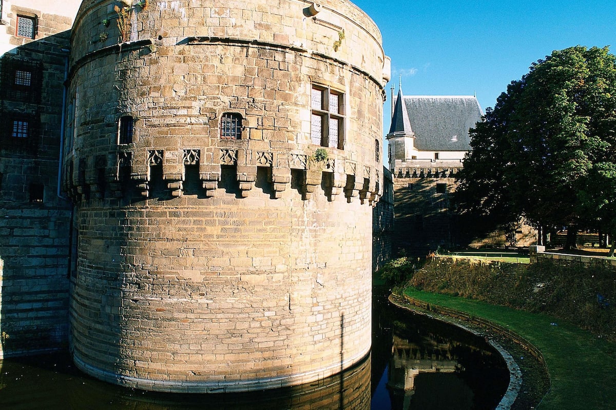 Standard Room, 2 Single Beds | Desk, laptop workspace, blackout curtains, soundproofing