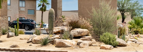 Travelodge by Wyndham Lake Havasu