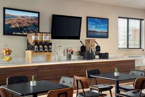 Desayuno continental incluido todos los días