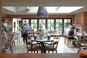 Daily English breakfast (GBP 15 per person)