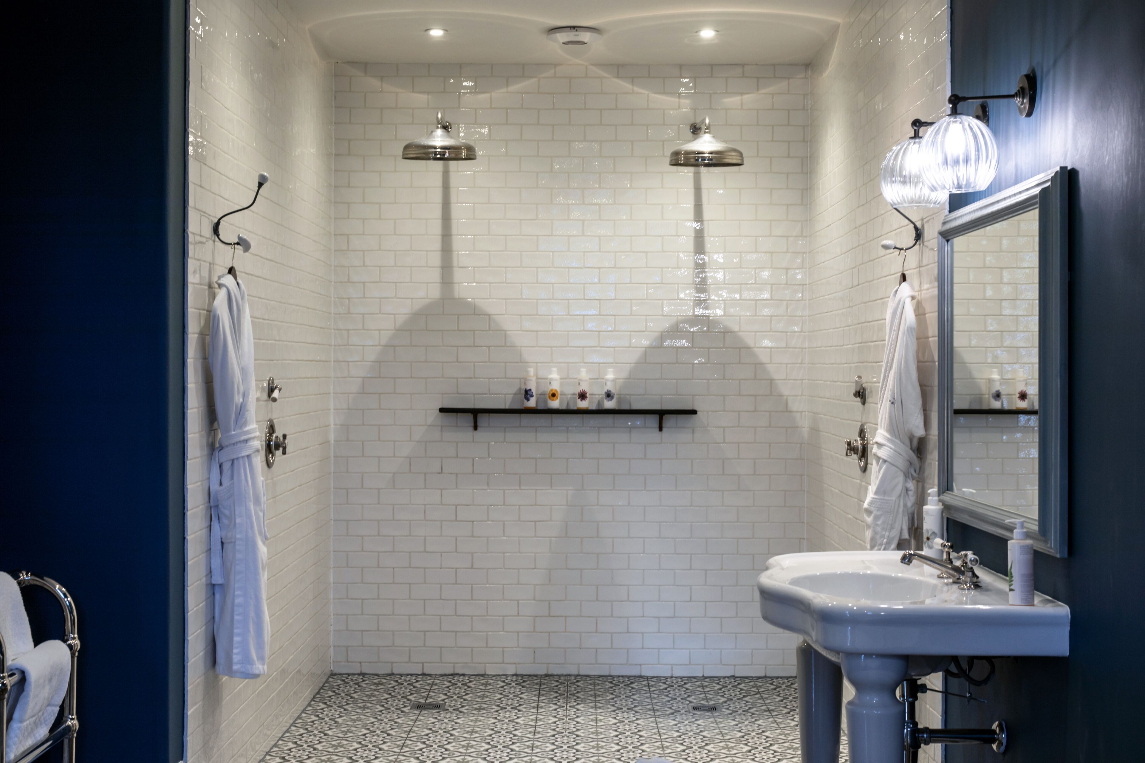 Signature Double Room | Bathroom | Free toiletries, hair dryer, bathrobes, slippers