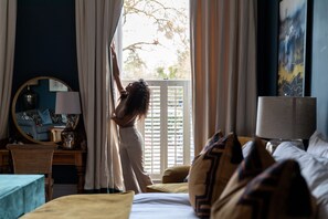 Signature Double Room | Minibar, in-room safe, desk, blackout drapes - No 38 The Park (Cheltenham)