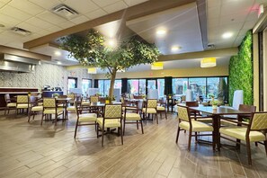 Dining - Hotel Gurnee (Gurnee)