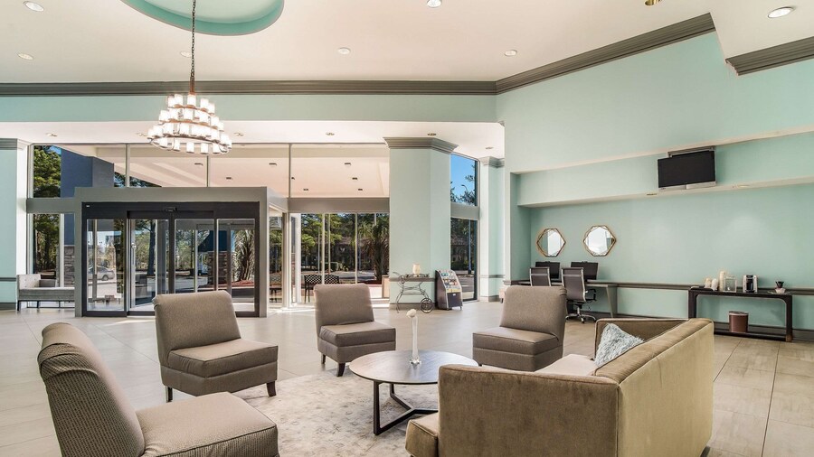 Clarion Inn & Suites Florence - Darlington