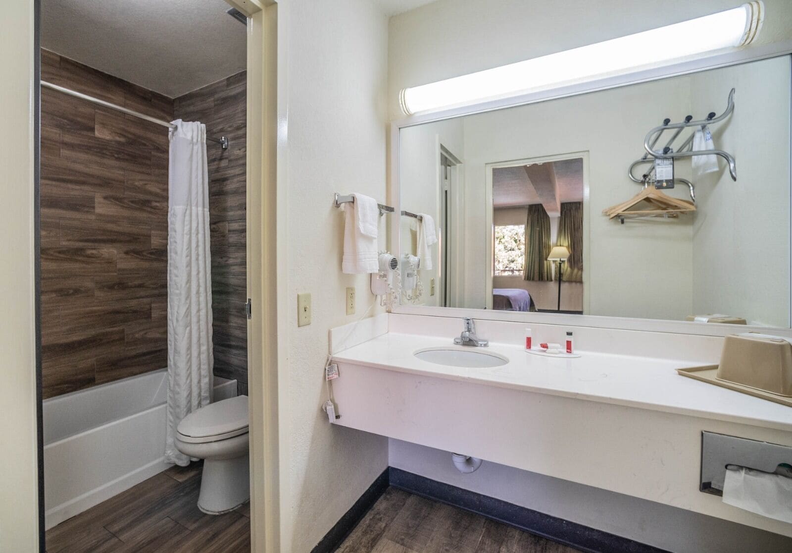 Foto - Super 8 by Wyndham El Paso Airport