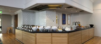 Holiday Inn Express Edinburgh City West by IHG