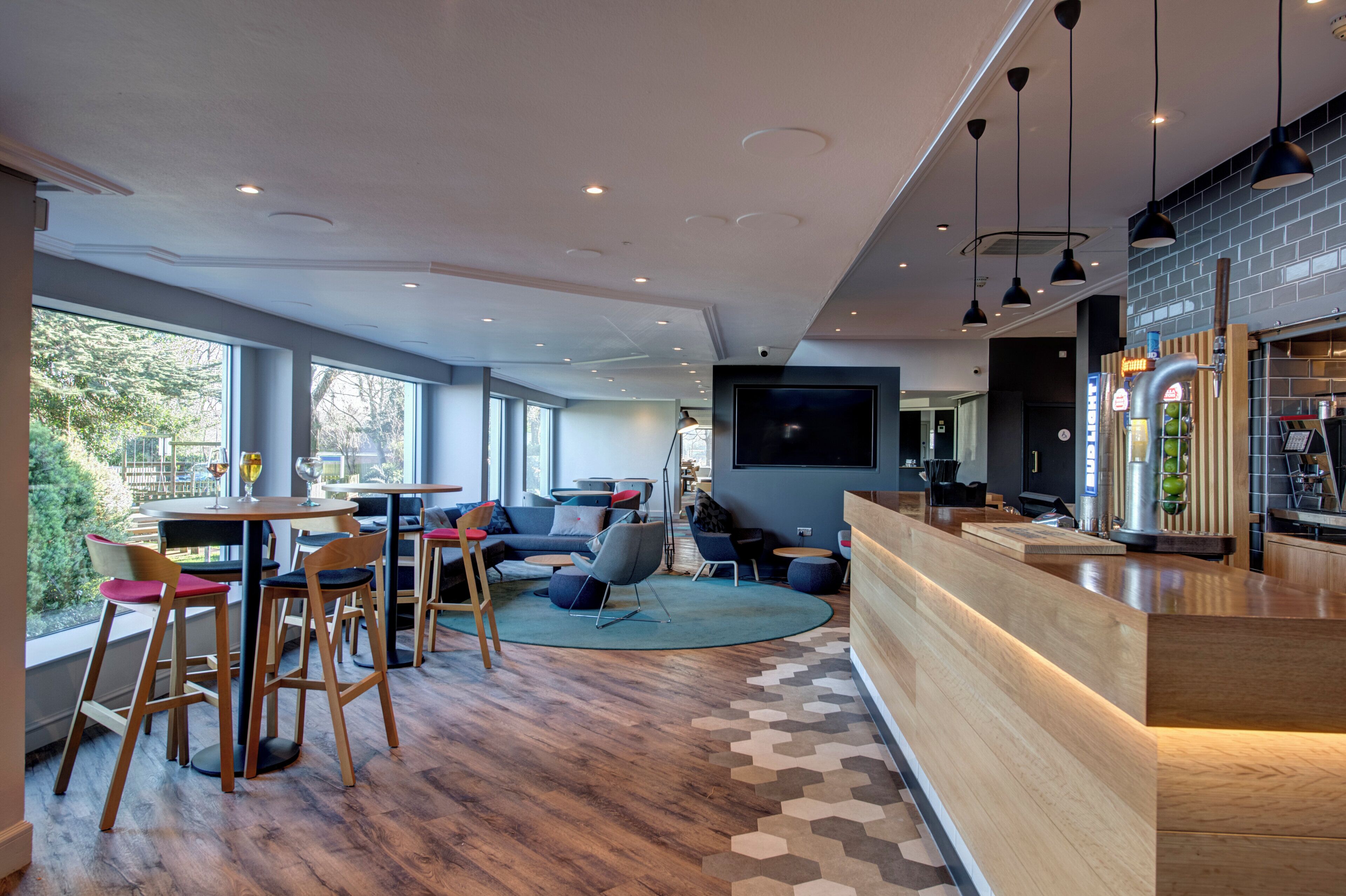 Foto - Holiday Inn Express Edinburgh City West by IHG