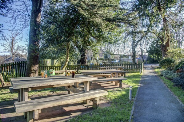 Área de parrilladas y picnic