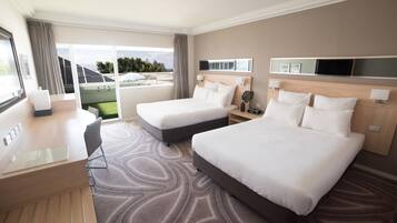 Courtyard Room, 2 Queen Beds