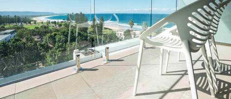 Room, 2 Queen Beds, Balcony, Ocean View
