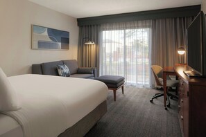 Room, 1 King Bed with Sofa bed, Non Smoking