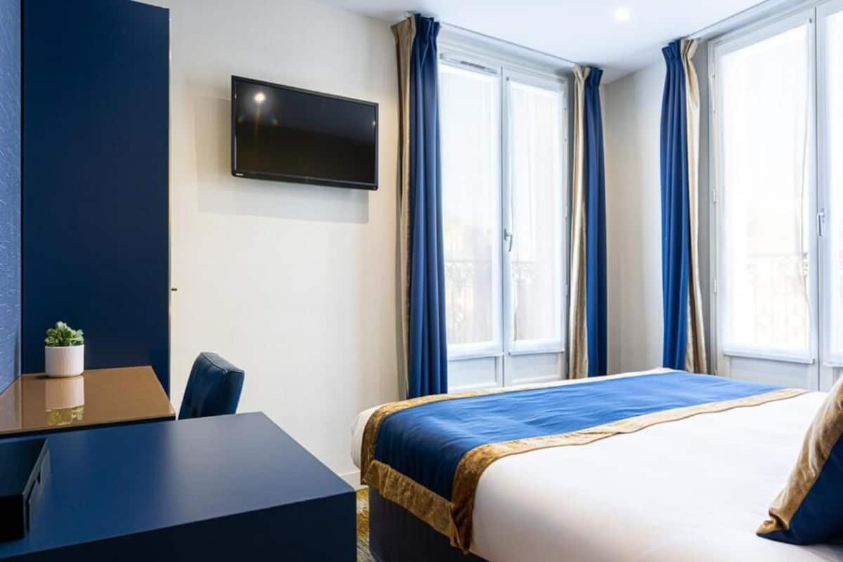 Ropa de cama de alta calidad y minibar