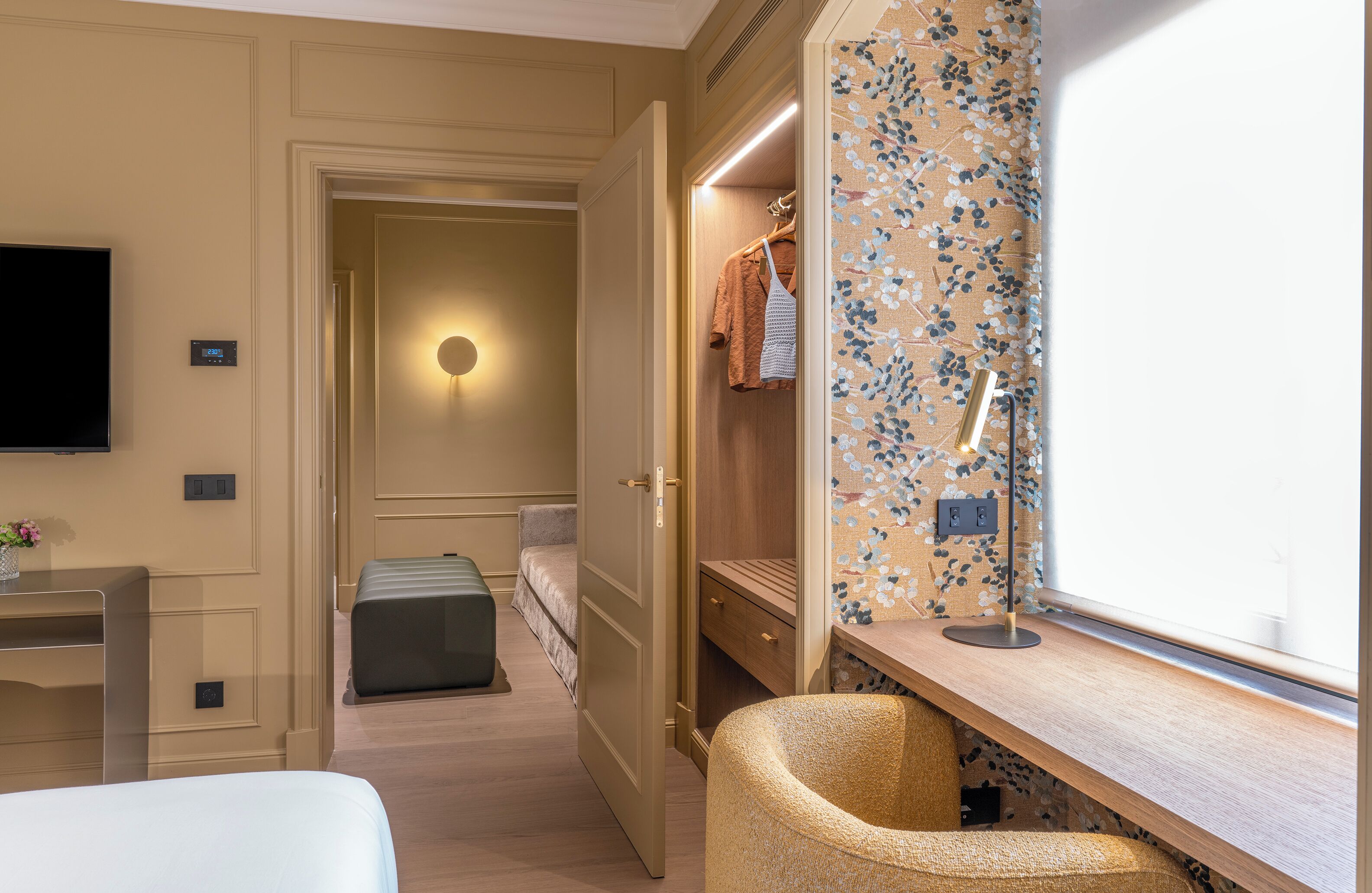 premium double room (avenida) | 1 bedroom, minibar, in-room safe, blackout curtains