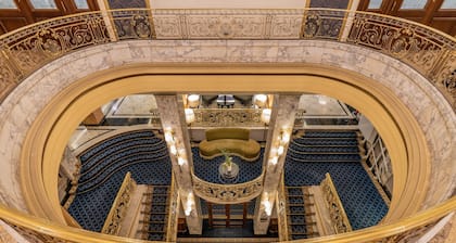 El Avenida Palace Hotel