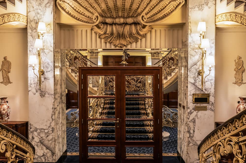 El Avenida Palace Hotel
