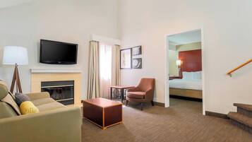 Suite, 2 Bedrooms, Fireplace | Desk, soundproofing, iron/ironing board, free cribs/infant beds