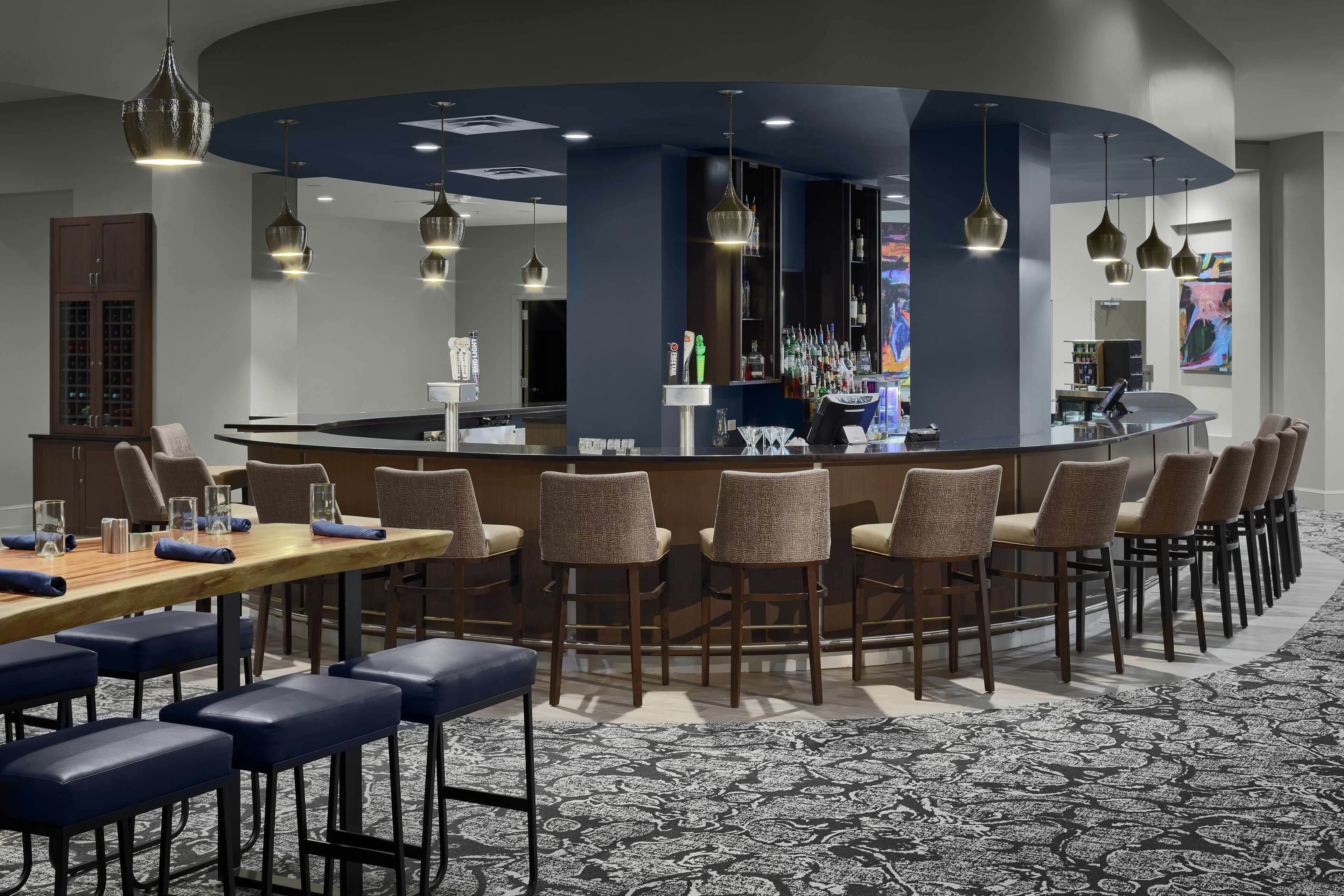Photo - DoubleTree by Hilton San Antonio Downtown