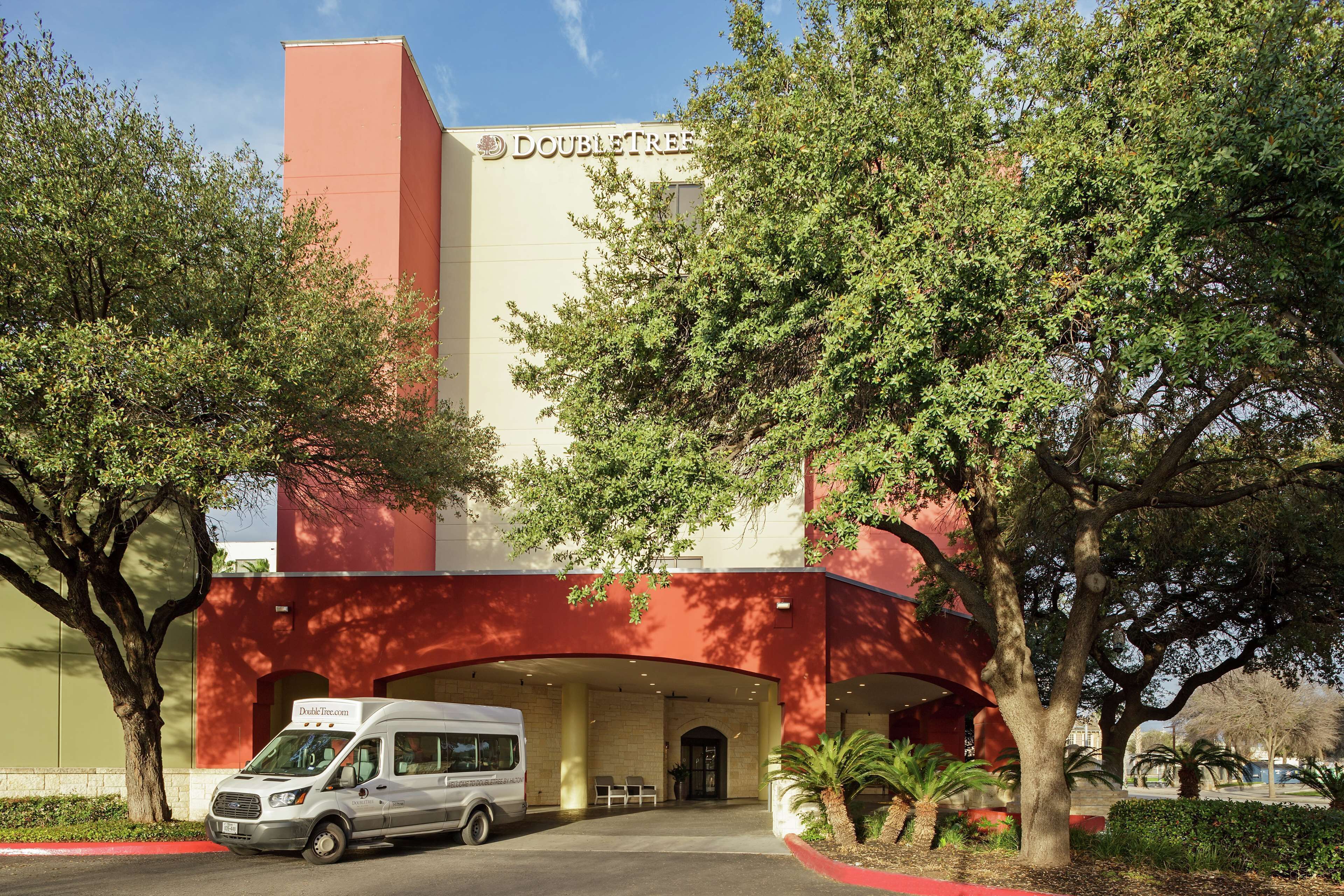 Photo - DoubleTree by Hilton San Antonio Downtown