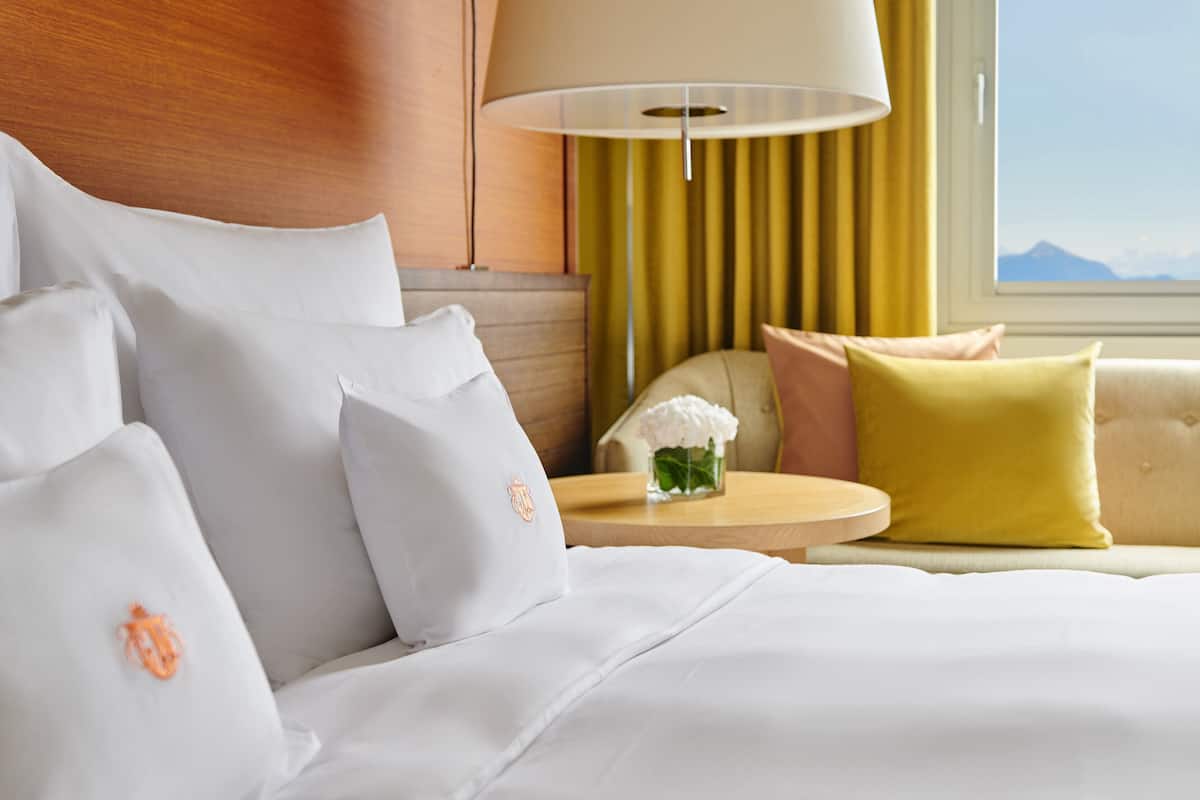 Premium bedding, minibar, in-room safe, desk