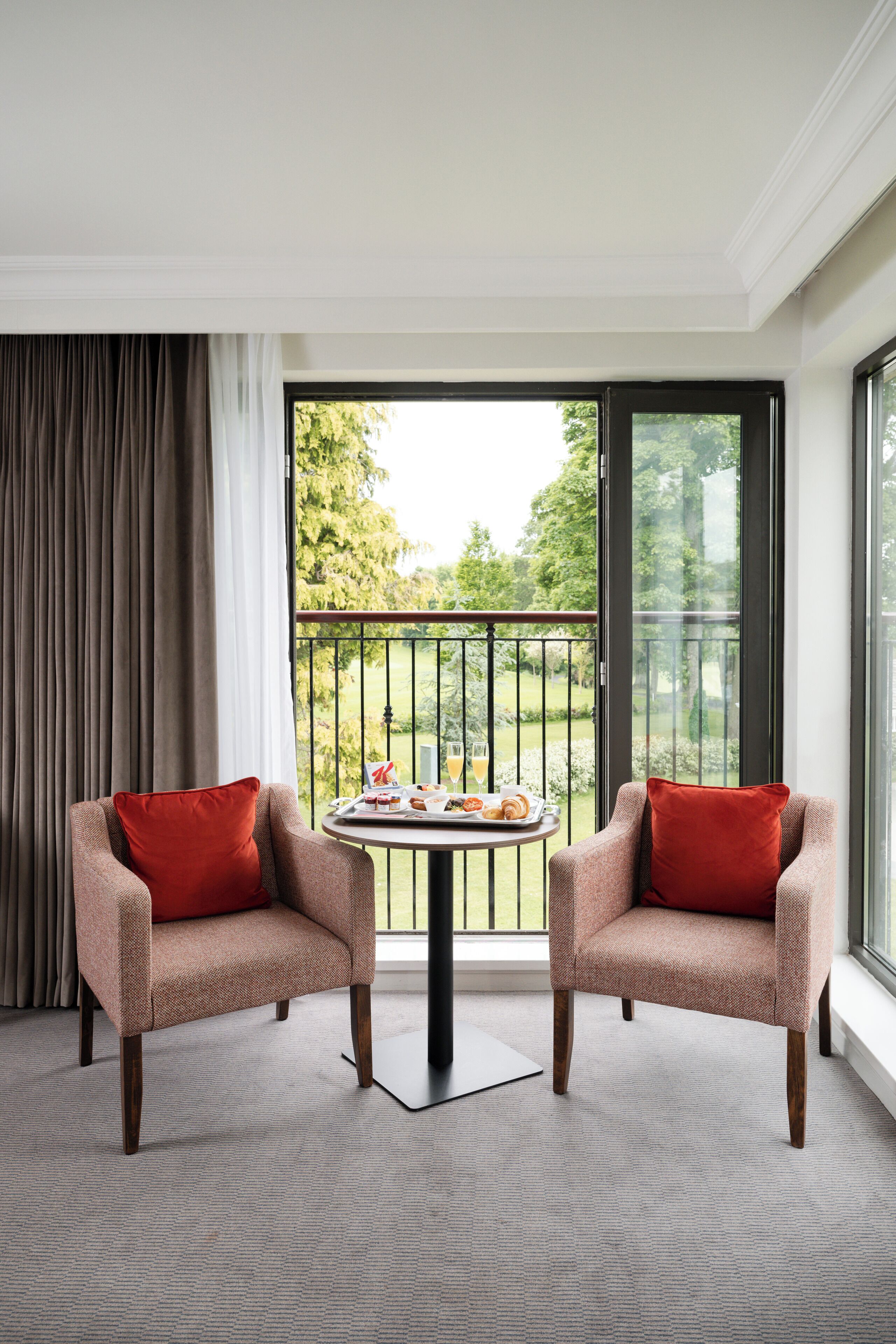 junior studio suite | in-room safe, desk, iron/ironing board, free wifi